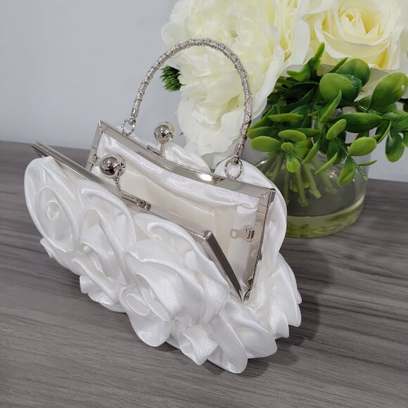 Elegant White Satin Roses Wedding Party Clutch Purse w/Rhinestone Handle & Chain - Picture 6 of 7